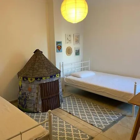 Sleeps 4, Spacious With A Large Garden - Awz 312 * داتْشا